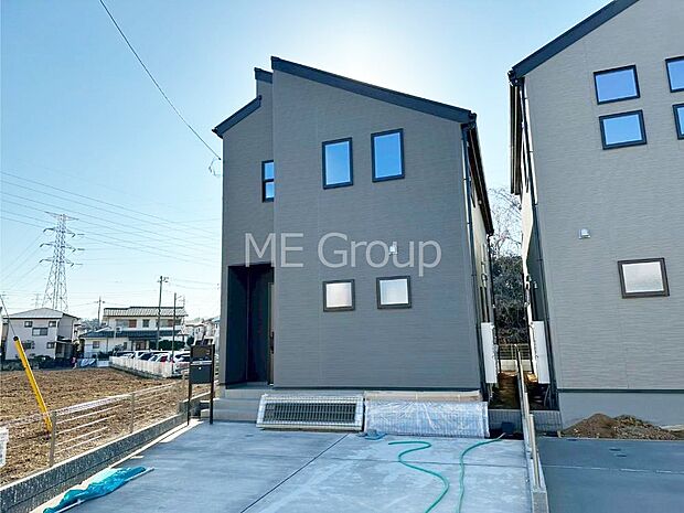 溢れる陽光でご家族の笑顔も輝く