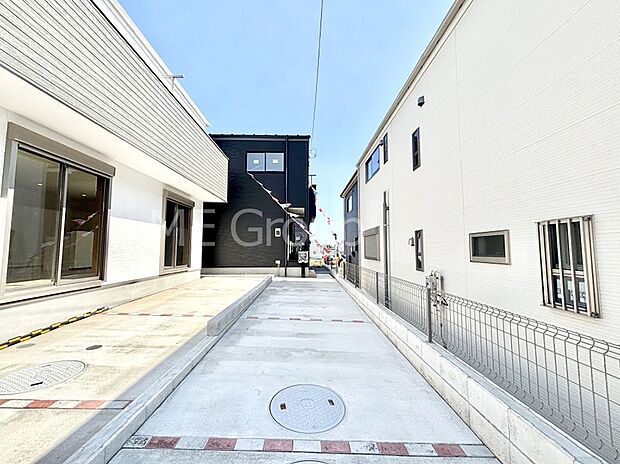 洗練された外観、上質な住空間が広がる室内は永く安心して過ごせる住居です。