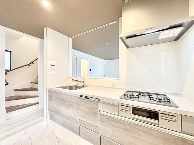 お料理を効率的に、楽しく!システムキッチン