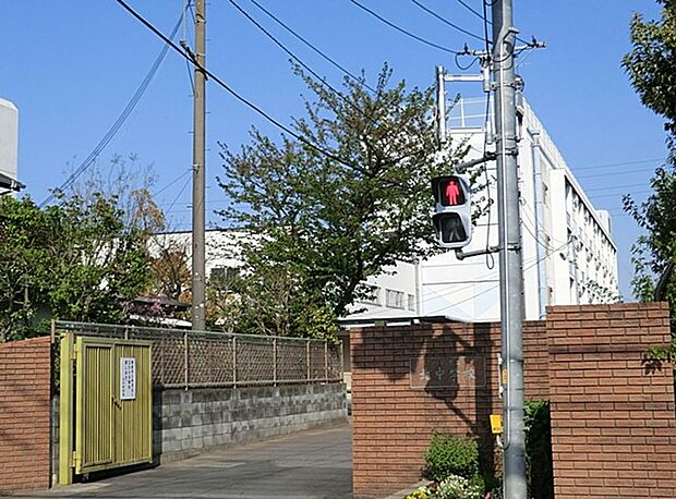 中学校 1700m 川口市立北中学校