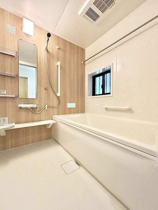 一日の疲れを癒やす大切なバスタイム。ゆっくりとお風呂を楽しんで疲れをとりたいですね！  