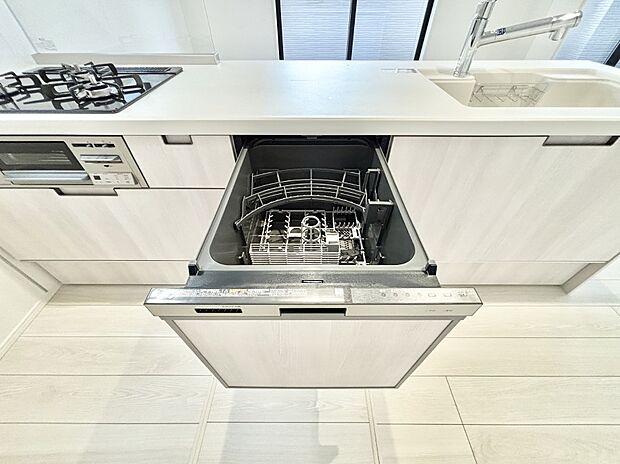 面倒なお片づけは食洗機にお任せ!家事の負担が減って、時間にも気持ちにもゆとりができます。