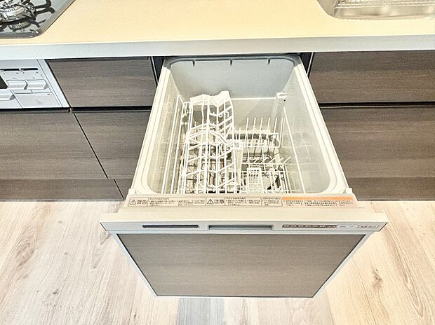 面倒なお片づけは食洗機にお任せ!家事の負担が減って、時間にも気持ちにもゆとりができます。