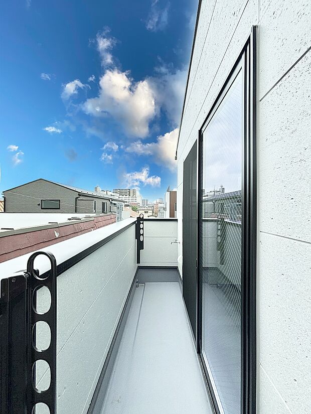 風通しの良いバルコニー