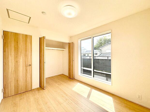 収納が充実しているので居住スペースを広々使えます