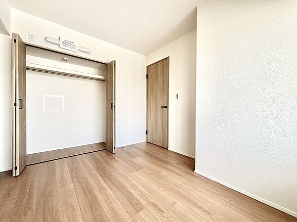 apartment 埼玉県入間郡三芳町大字竹間沢
地図を見る