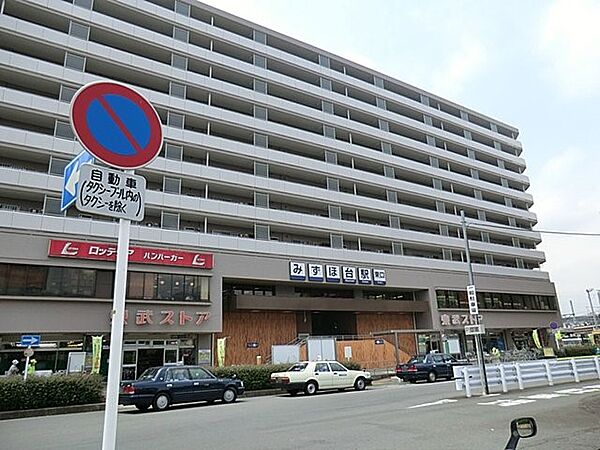 apartment 埼玉県入間郡三芳町みよし台
地図を見る
