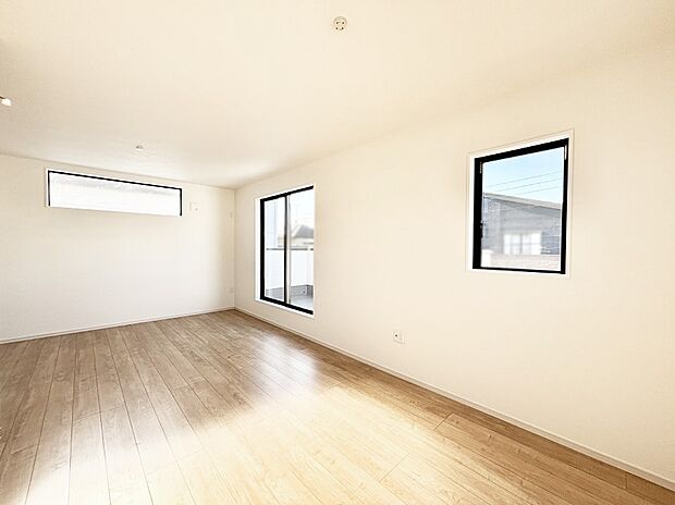 明るいバルコニーサイドに洋室を設置。目覚めの良い寝室に。