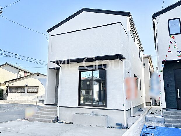 上質感あふれる外観デザイン。魅力の住まいを実現。