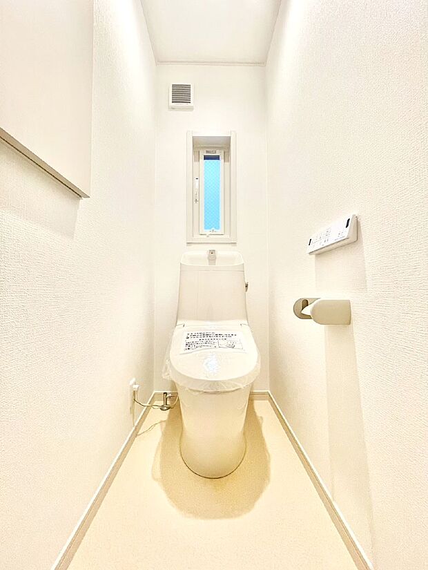 トイレは安心の2箇所!朝のバタバタも一安心です。