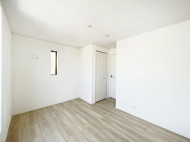 ナチュラルなフローリングはどんなインテリアにもマッチ。  