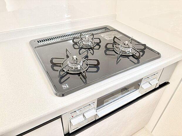 三口ガスコンロでお料理が一気にはかどりそう。  
