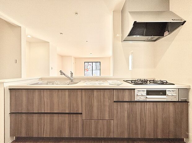 毎日使うキッチンだから、使いやすさ&お手入れのしやすさにこだわりました。