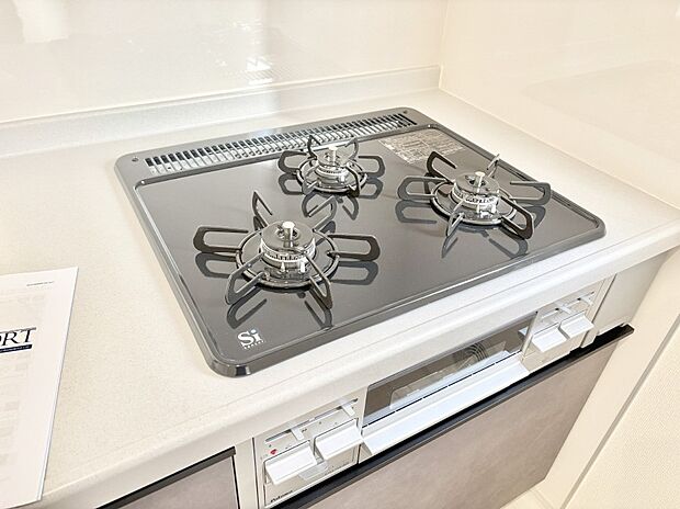 三口ガスコンロでお料理が一気にはかどりそう。  