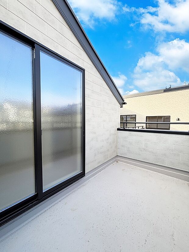 風通しの良いバルコニー