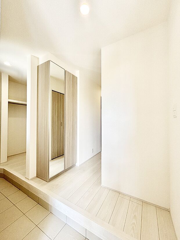 家族の帰宅やお客様をあたたかく迎える玄関