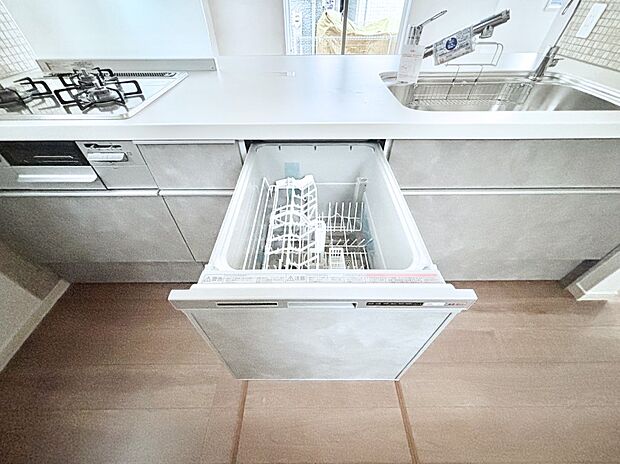 面倒なお片づけは食洗機にお任せ!家事の負担が減って、時間にも気持ちにもゆとりができます。