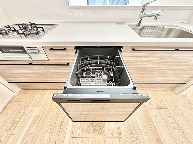 面倒なお片づけは食洗機にお任せ!家事の負担が減って、時間にも気持ちにもゆとりができます。