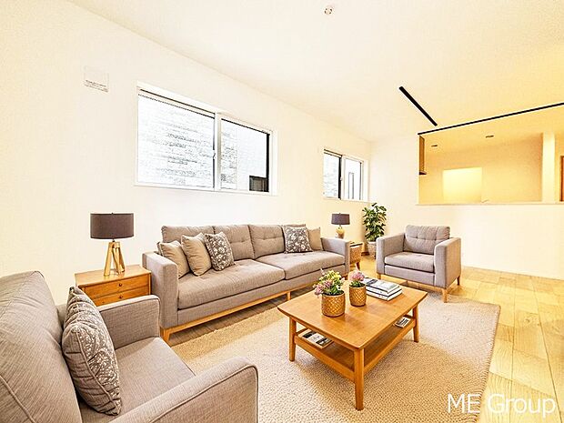 落ち着いた雰囲気のＬＤＫは家族みんなの快適空間※家具はCGです