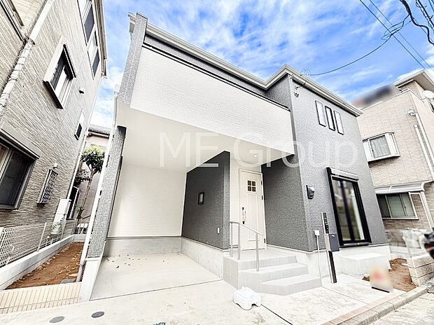 たっぷりの陽光と心地よい風が舞い込む住まい