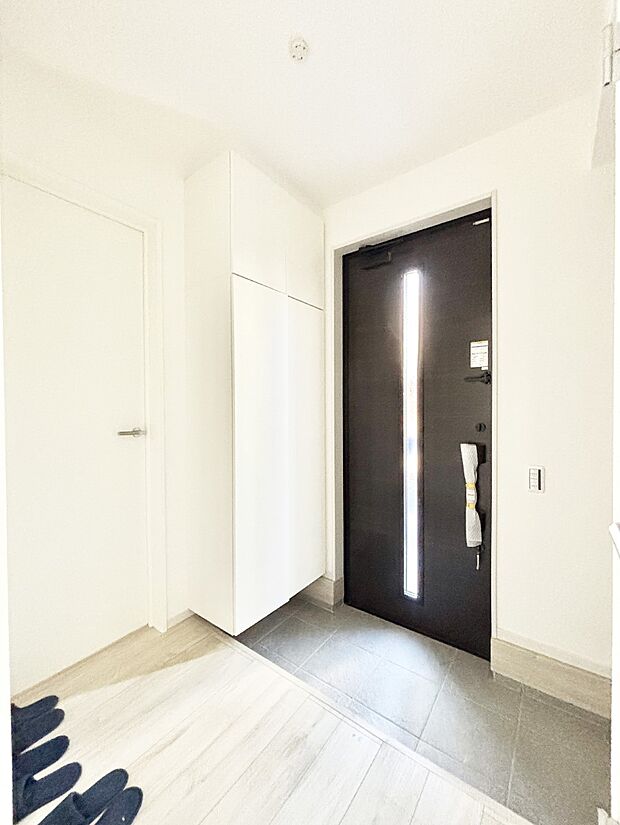 家族の帰宅やお客様をあたたかく迎える玄関