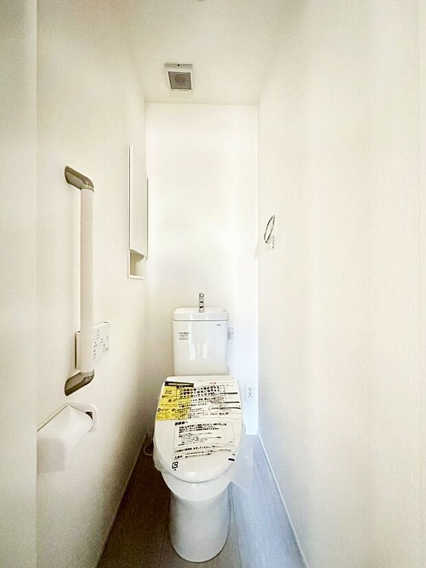 トイレは1階と2階それぞれに配置されていてとても便利です。