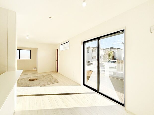 家族の笑顔が自然と生まれてくる、そんな雰囲気のダイニングに仕上がっています 