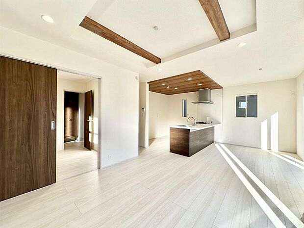 16帖のＬＤＫは家族みんなの快適空間！家族のつながりを強くする大事なスペースです。 