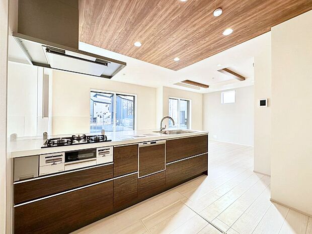 お料理を効率的に、楽しく！システムキッチン  