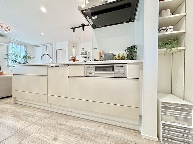 毎日使うキッチンだから、使いやすさ&お手入れのしやすさにこだわりました。