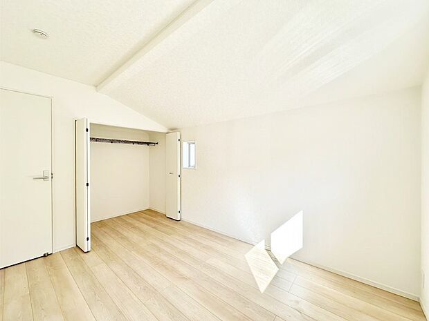 収納が充実しているので居住スペースを広々使えます