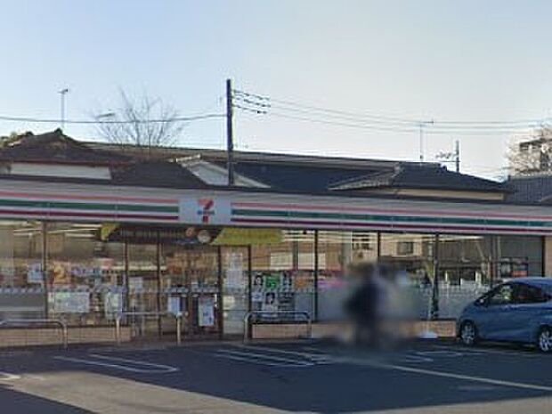 コンビニ 500m セブン-イレブン 三芳藤久保東店