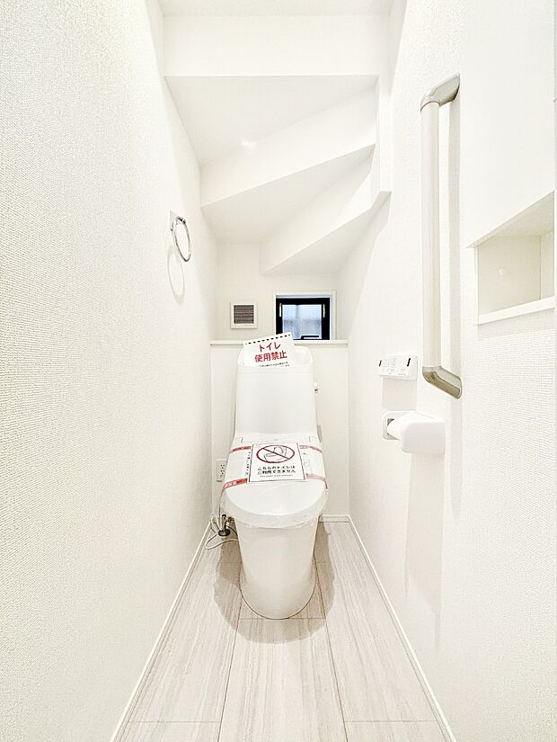 トイレは安心の2箇所!朝のバタバタも一安心です。