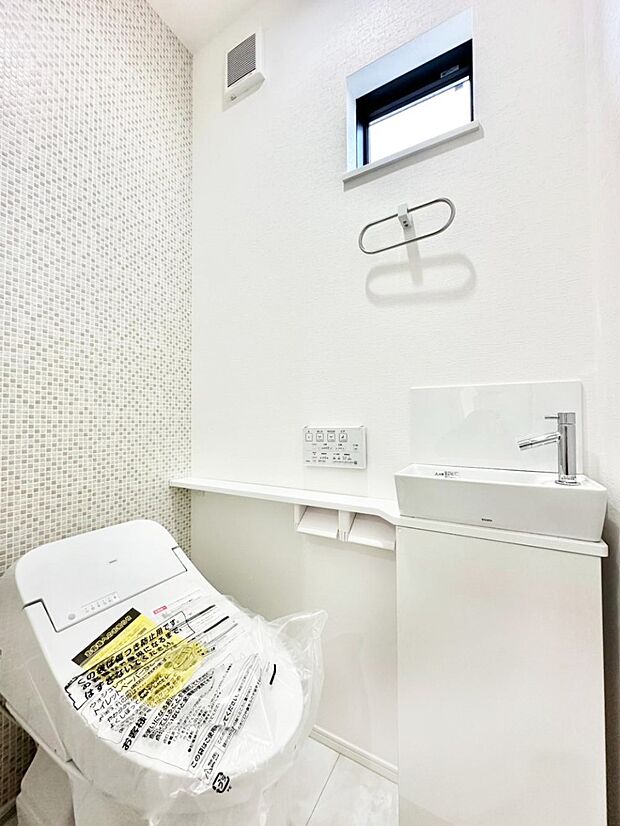 トイレは1階と2階それぞれに配置されていてとても便利です。 