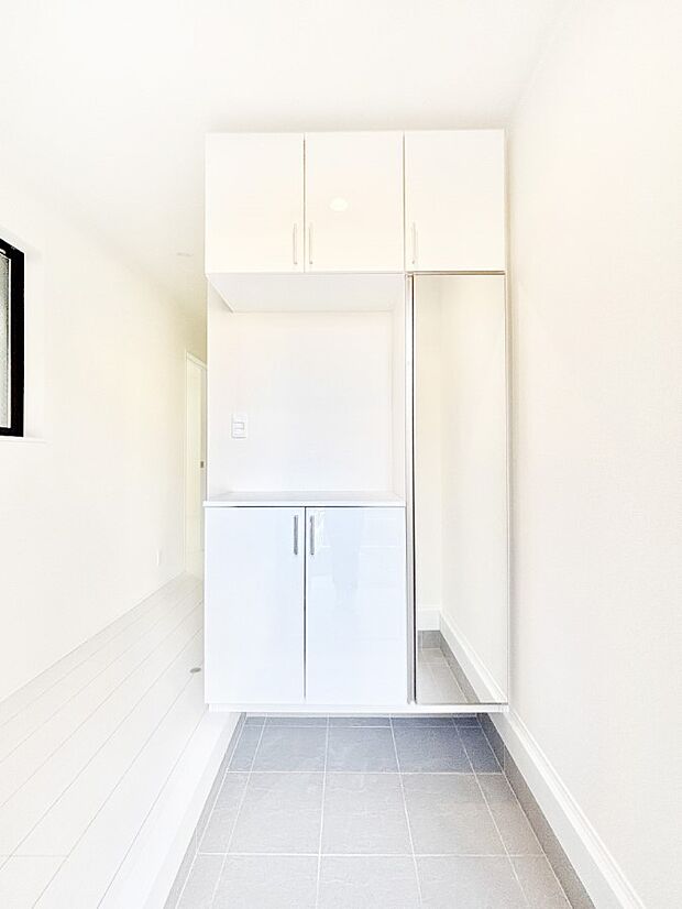 帰ってきてホッとする玄関。帰るのが楽しみになりますね!