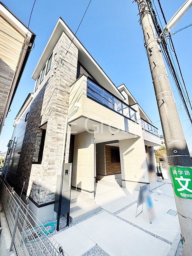 上質感あふれる外観デザイン。魅力の住まいを実現。