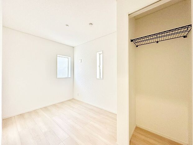 収納が充実しているので居住スペースを広々使えます