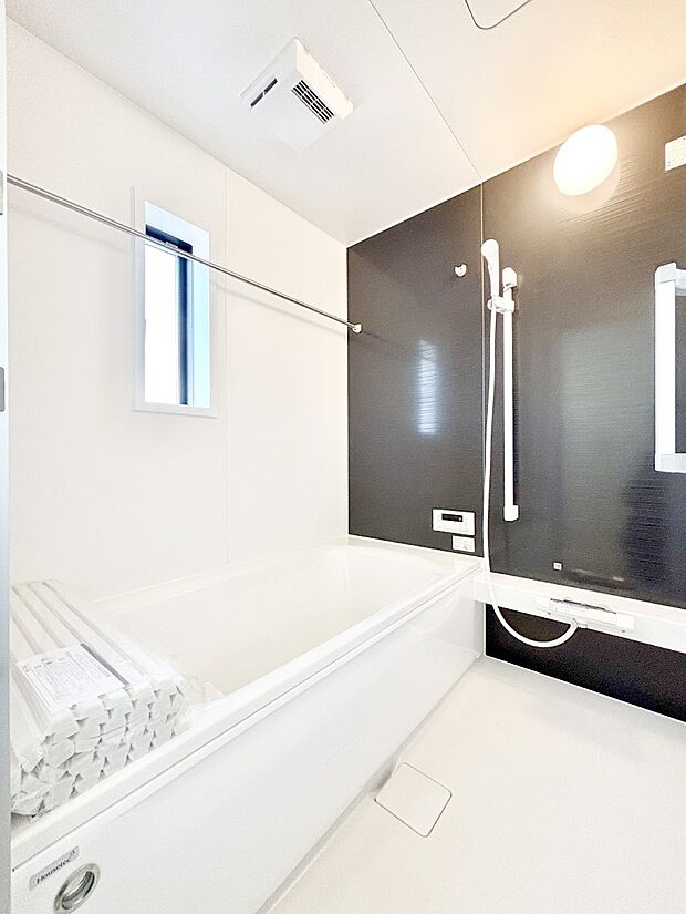 一日の疲れを癒やす大切なバスタイム。ゆっくりとお風呂を楽しんで疲れをとりたいですね!