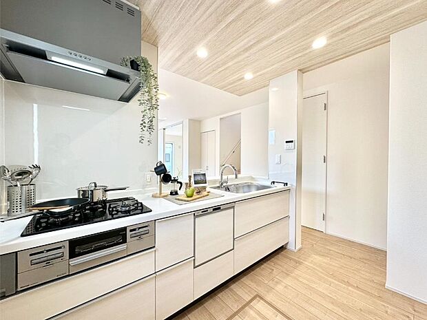 お料理を効率的に、楽しく!システムキッチン