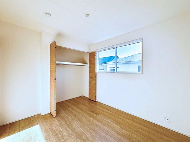 収納が充実しているので、居住スペースを広く使えます。