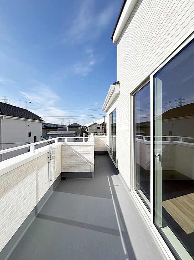 風通しの良いバルコニー