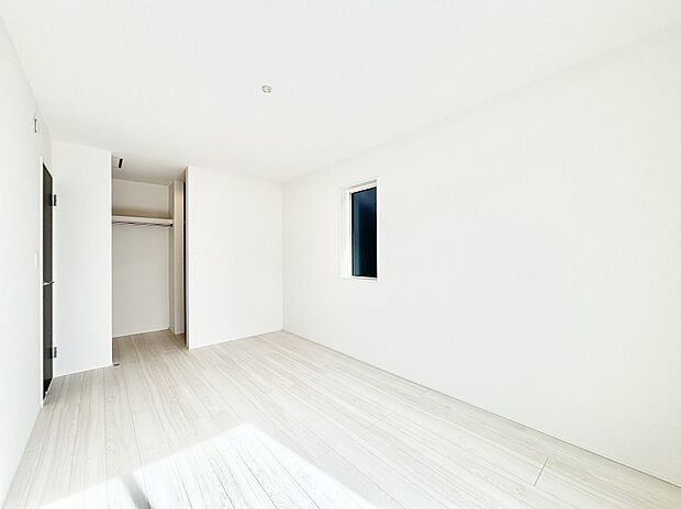 収納が充実しているので居住スペースを広々使えます