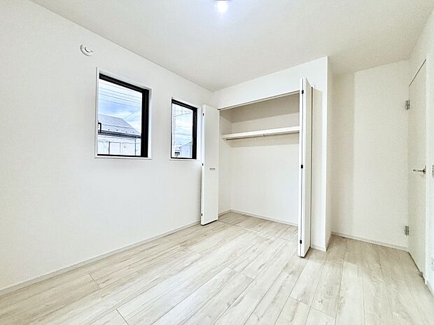 収納が充実しているので、居住スペースを広く使えます。