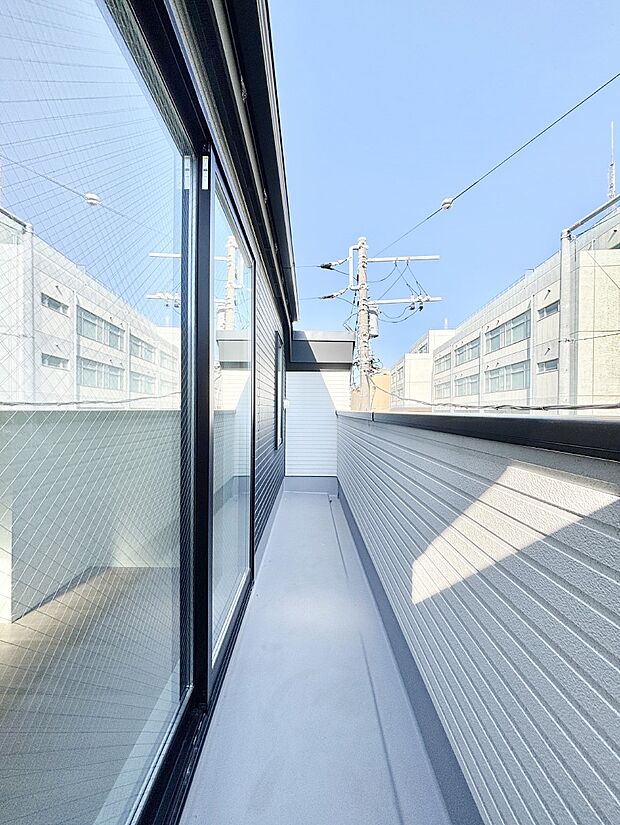 気持ちよい陽光と風を感じられます  　