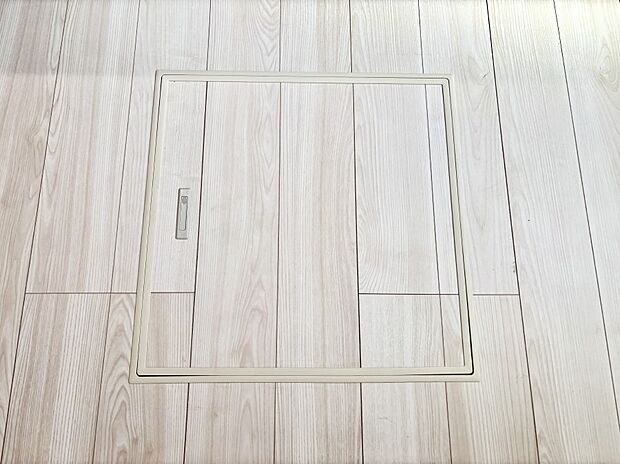 床下収納付き！日用品・非常用品の収納にも大活躍。