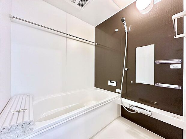 一日の疲れを癒やす大切なバスタイム。ゆっくりとお風呂を楽しんで疲れをとりたいですね!