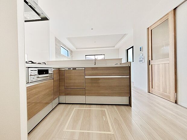 毎日使うキッチンだから、使いやすさ＆お手入れのしやすさにこだわりました。 