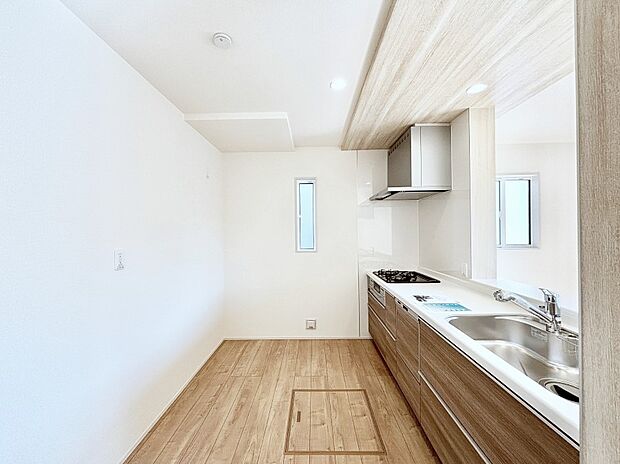 ゆとりあるキッチンではご家族と楽しくお料理ができます。