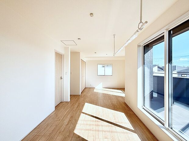 将来は2部屋にすることもできますね。お年頃になったら夢の個室にチェンジ！