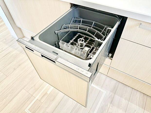 面倒なお片づけは食洗機にお任せ!家事の負担が減って、時間にも気持ちにもゆとりができます。